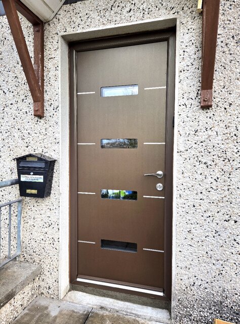 Platinum_Bronze_Madrid_Composite_Door