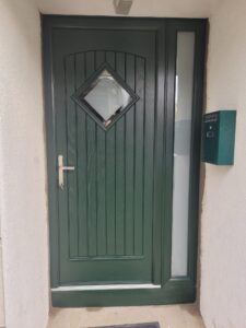 Green_Edinburgh_Door_IRL