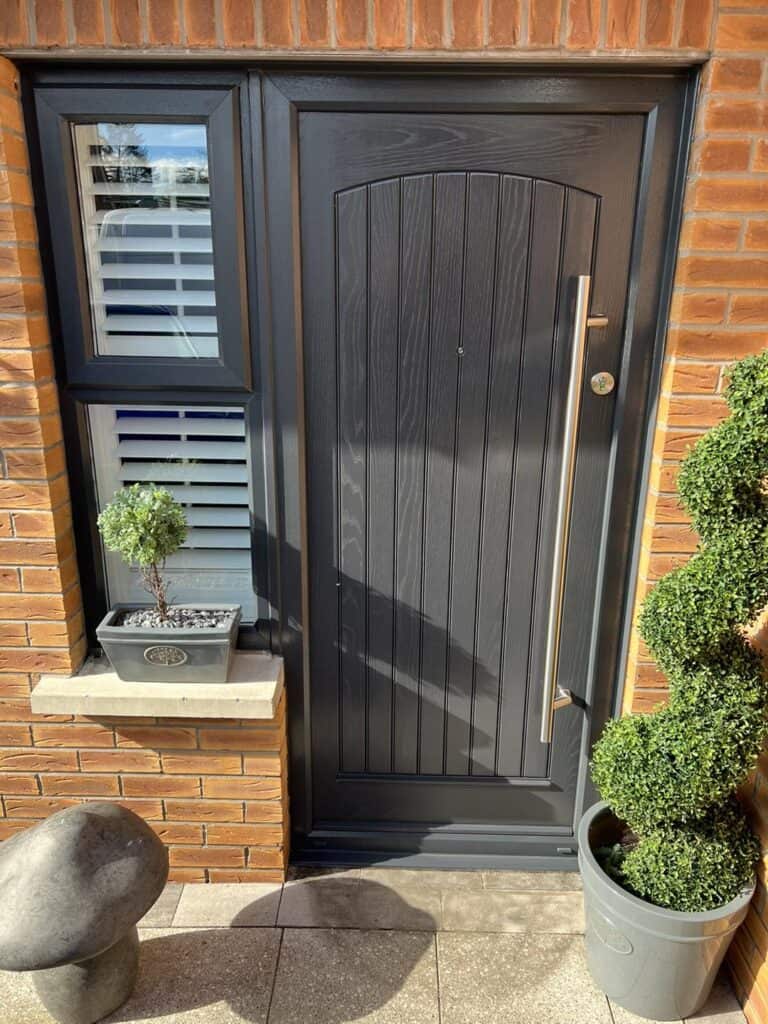 Anthracite_Grey_TG_Solid_Composite_Door